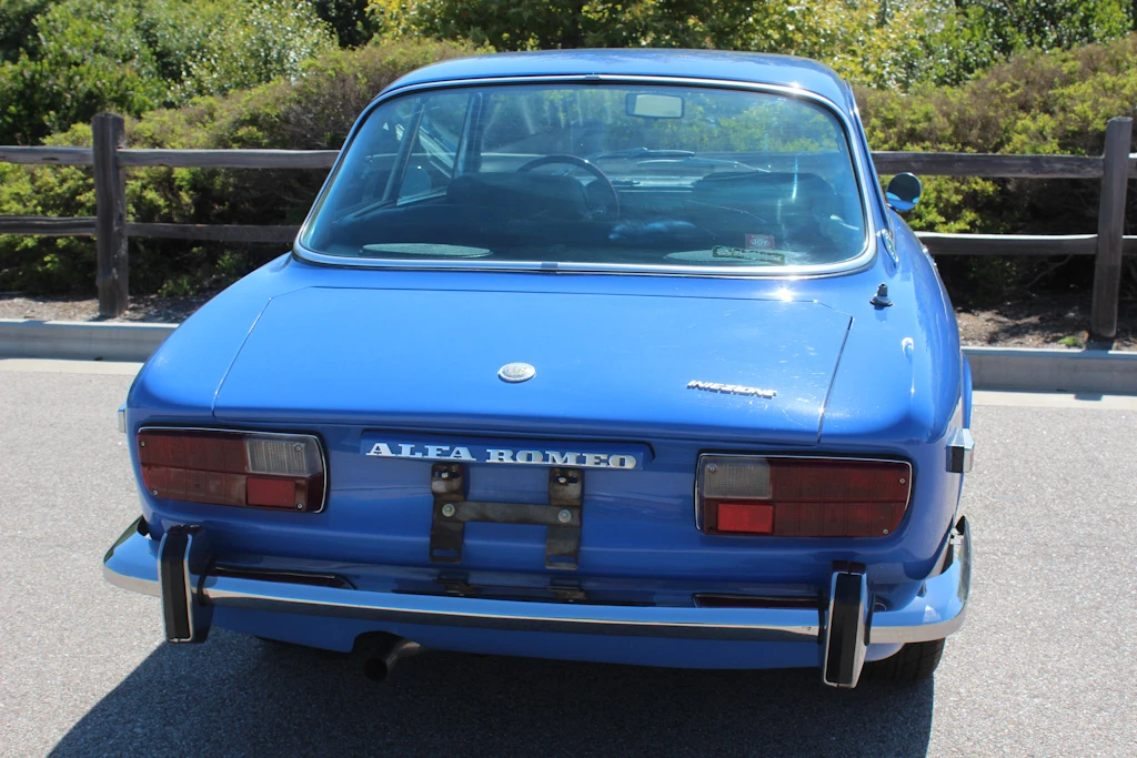 1974 Alfa Romeo 2000 GT Veloce - Image 12 of 31