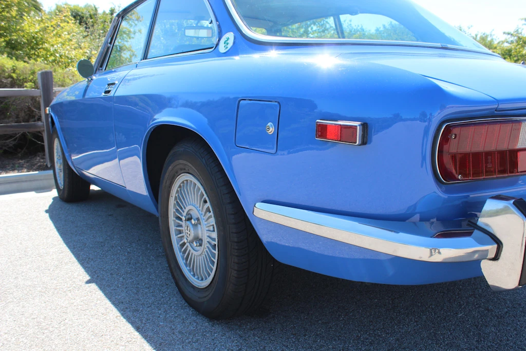 1974 Alfa Romeo 2000 GT Veloce - Image 13 of 31