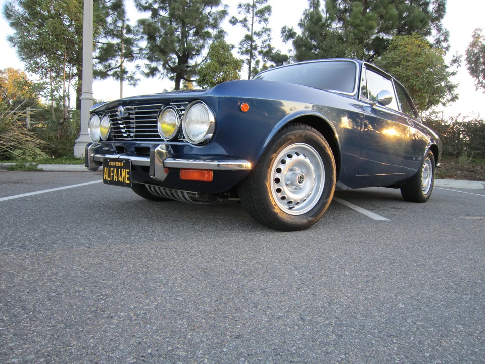1974 Alfa Romeo 2000 GT Veloce - Image 2 of 31