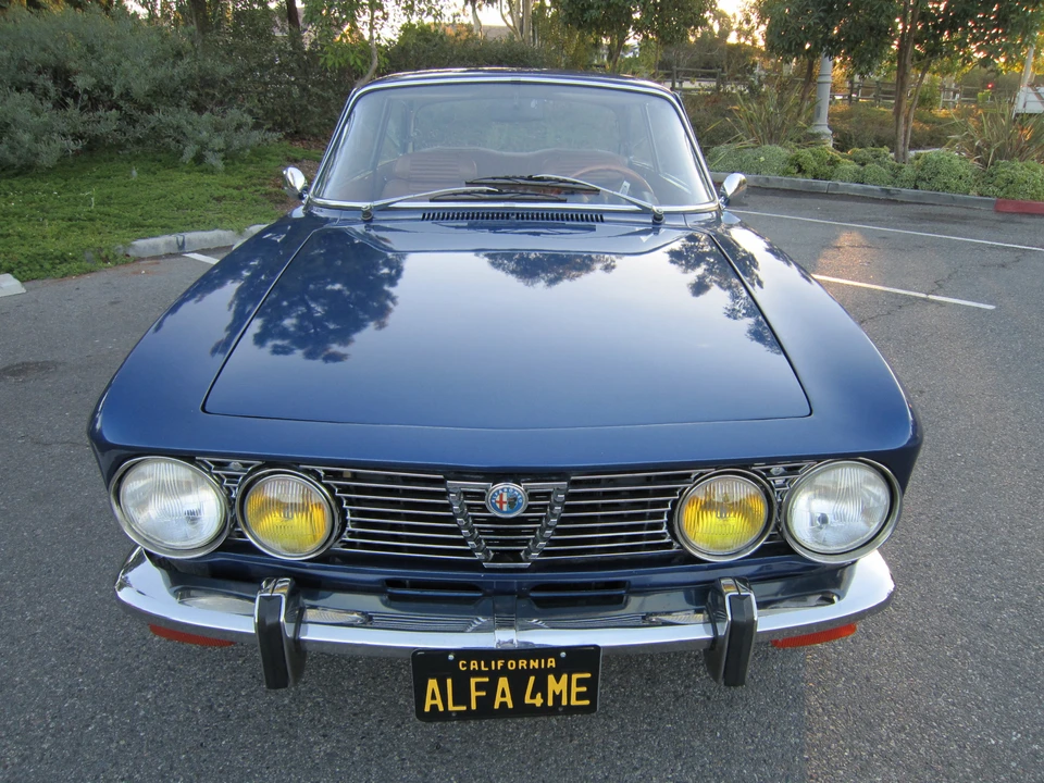 1974 Alfa Romeo 2000 GT Veloce - Image 4 of 31