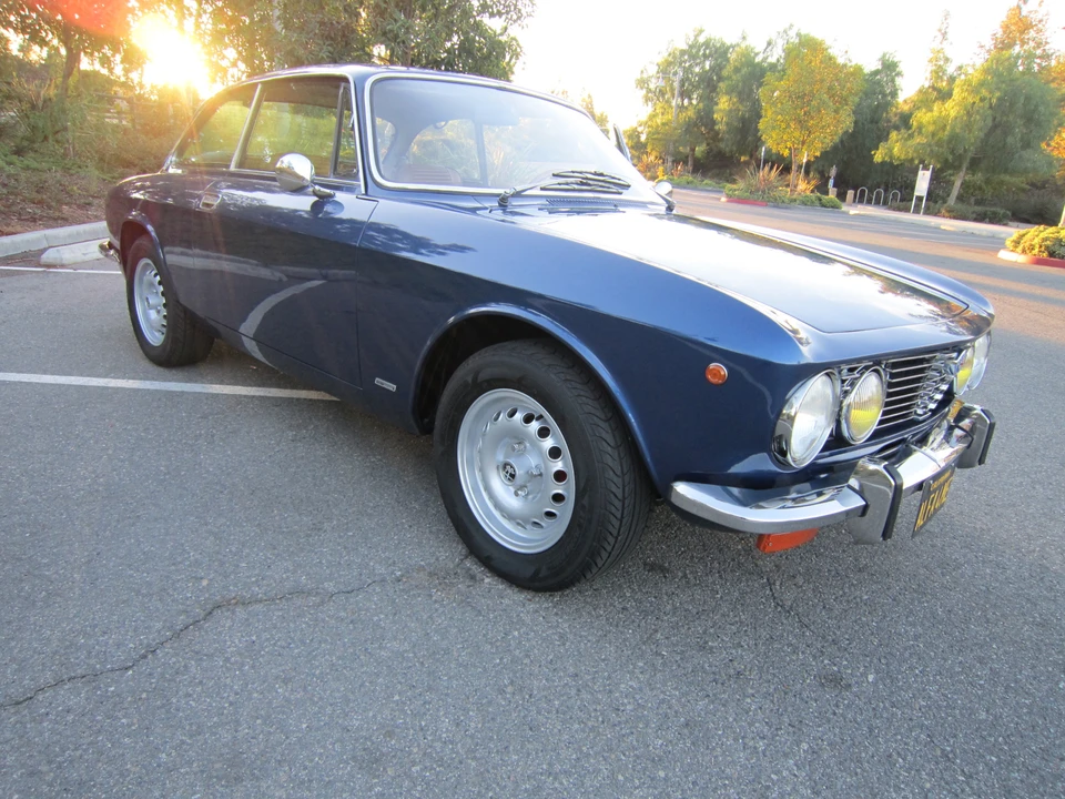 1974 Alfa Romeo 2000 GT Veloce - Image 7 of 31