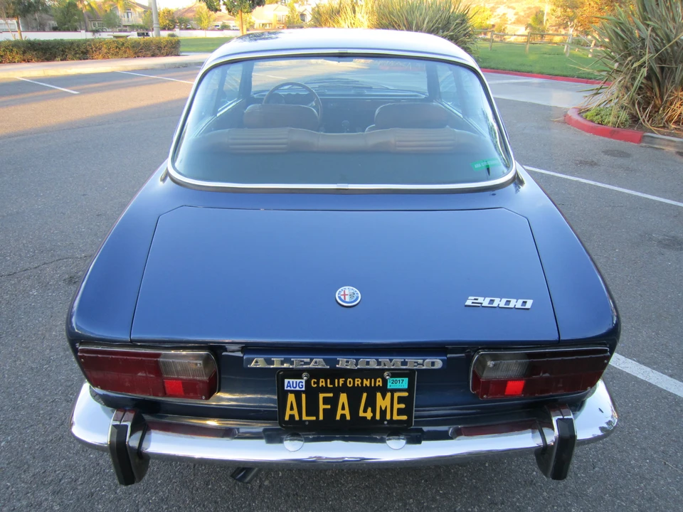1974 Alfa Romeo 2000 GT Veloce - Image 10 of 31