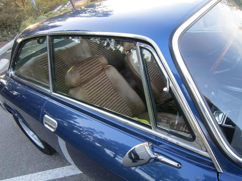 1974 Alfa Romeo 2000 GT Veloce - Image 15 of 31