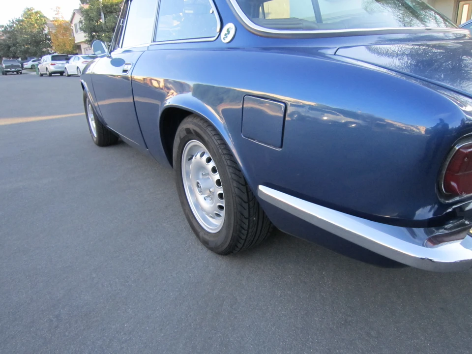 1974 Alfa Romeo 2000 GT Veloce - Image 23 of 31