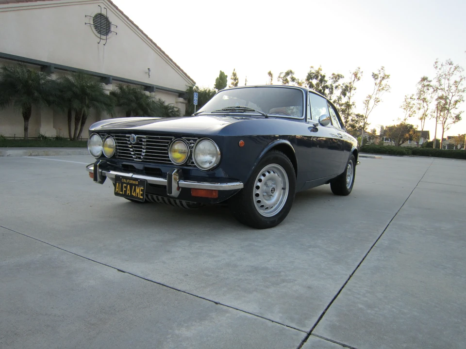 1974 Alfa Romeo 2000 GT Veloce - Image 30 of 31