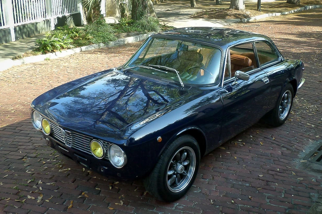 1974 Alfa Romeo 2000 GT Veloce - Image 2 of 31