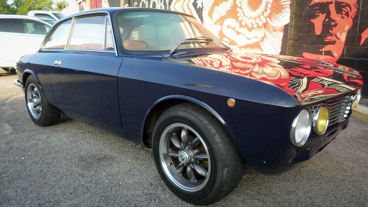 1974 Alfa Romeo 2000 GT Veloce - Image 18 of 31