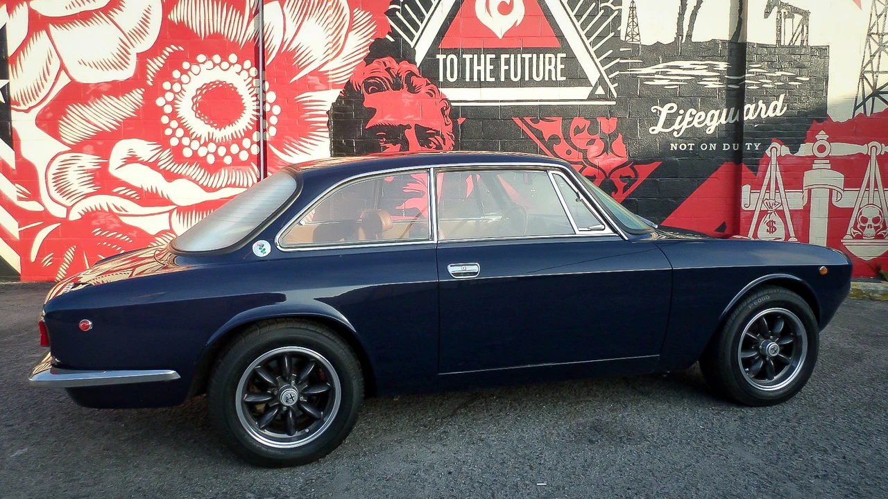 1974 Alfa Romeo 2000 GT Veloce - Image 17 of 31