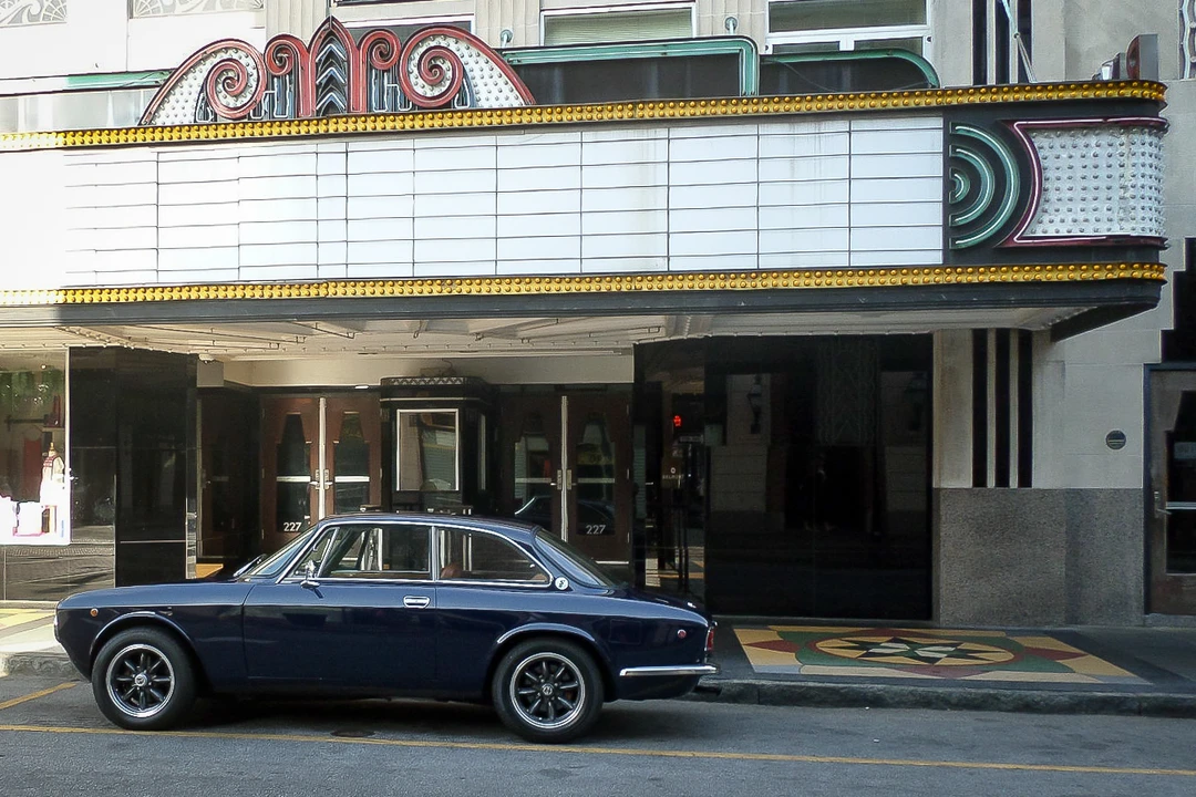 1974 Alfa Romeo 2000 GT Veloce - Image 11 of 31