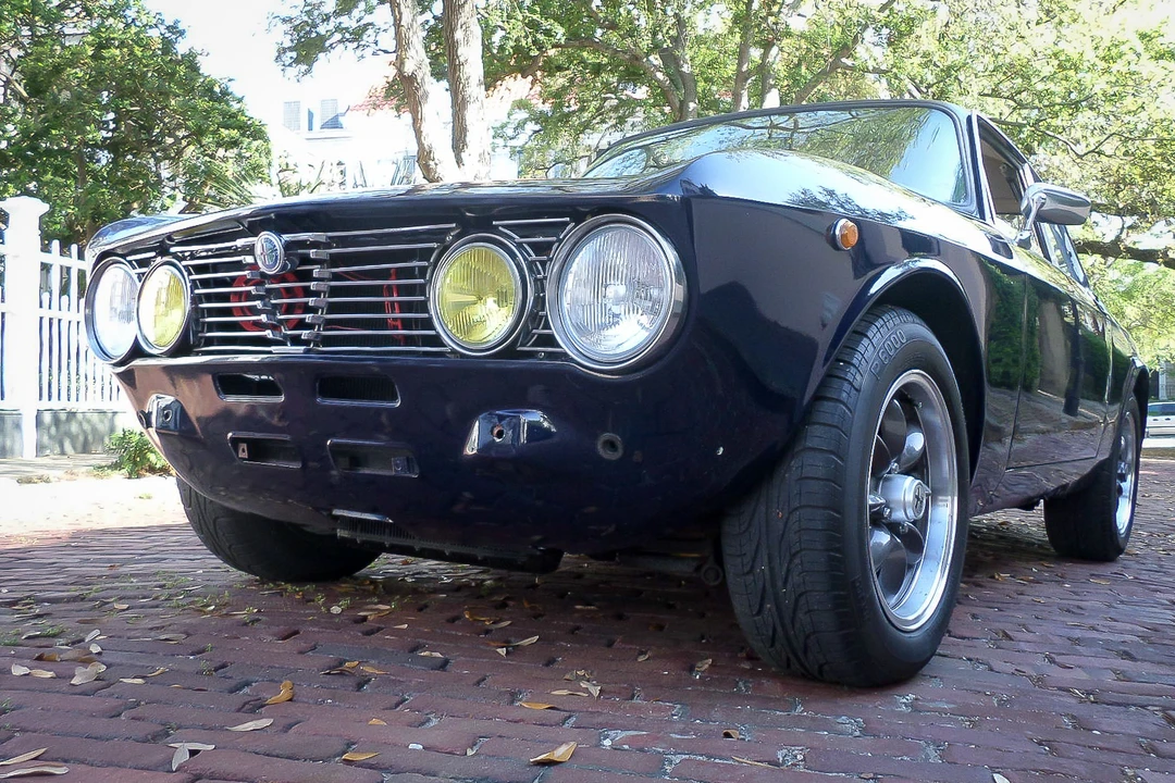 1974 Alfa Romeo 2000 GT Veloce - Image 4 of 31