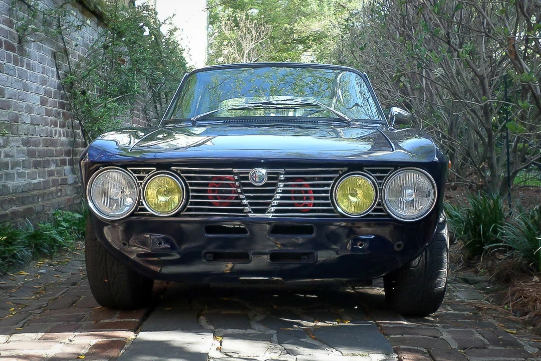 1974 Alfa Romeo 2000 GT Veloce - Image 22 of 31