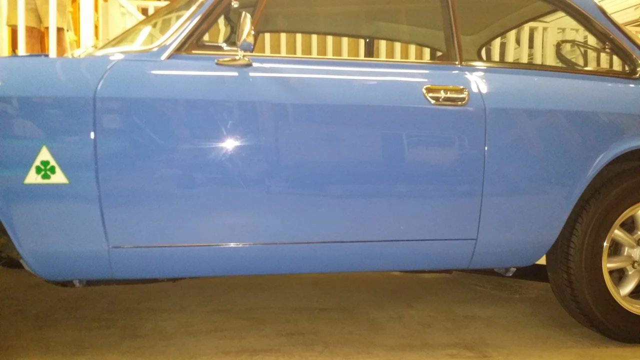 1974 Alfa Romeo 2000 GT Veloce - Image 18 of 31