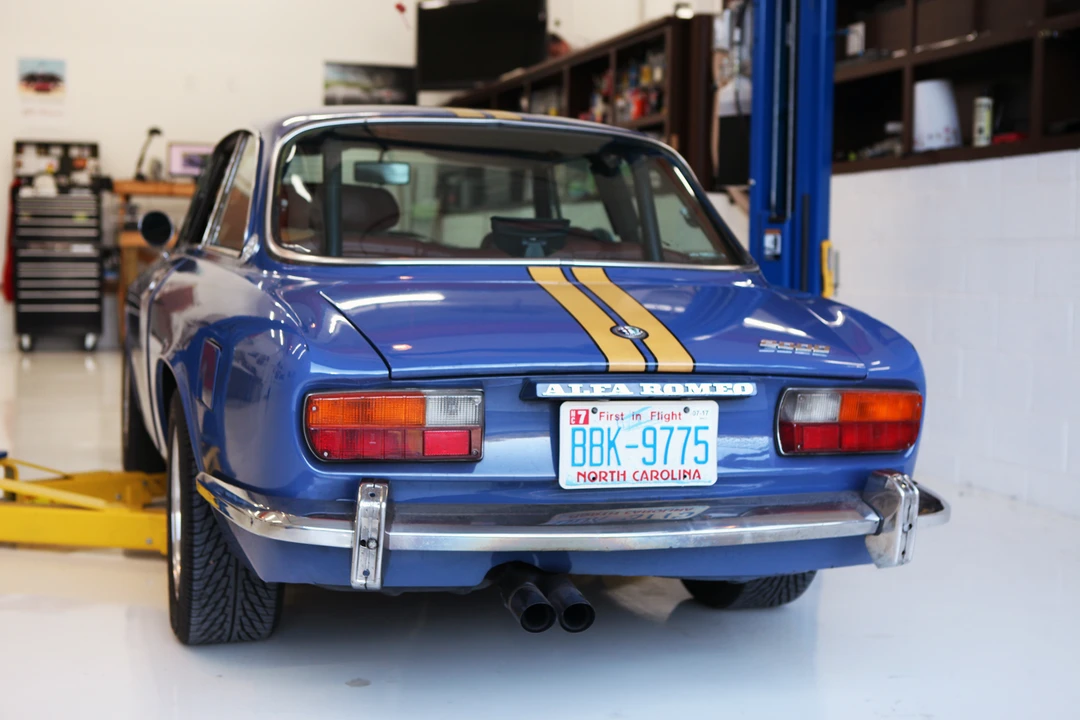 1974 Alfa Romeo 2000 GT Veloce - Image 12 of 31