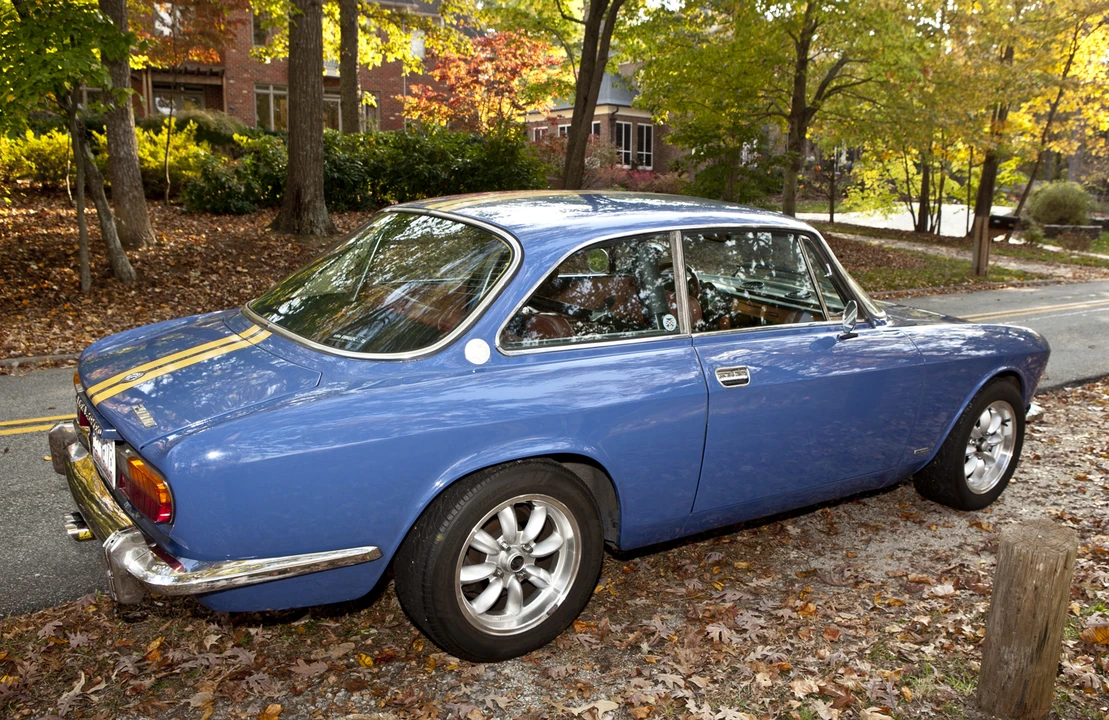1974 Alfa Romeo 2000 GT Veloce - Image 10 of 31