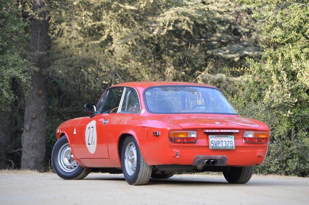 1974 Alfa Romeo 2000 GT Veloce - Image 11 of 29