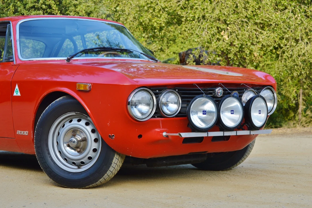 1974 Alfa Romeo 2000 GT Veloce - Image 18 of 29