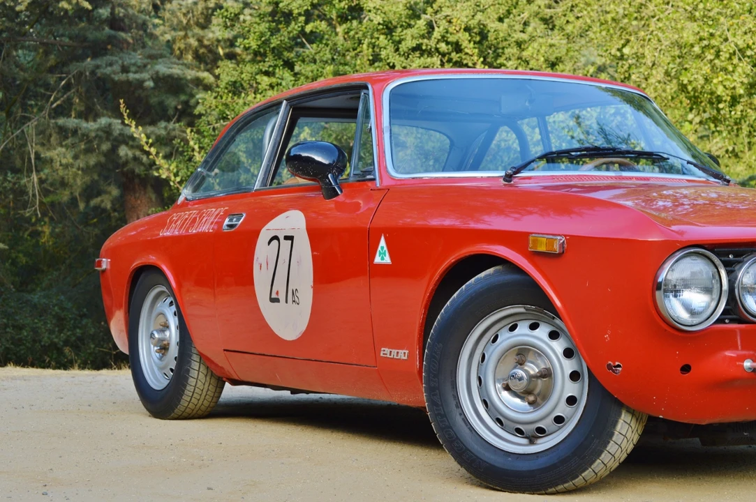 1974 Alfa Romeo 2000 GT Veloce - Image 17 of 29