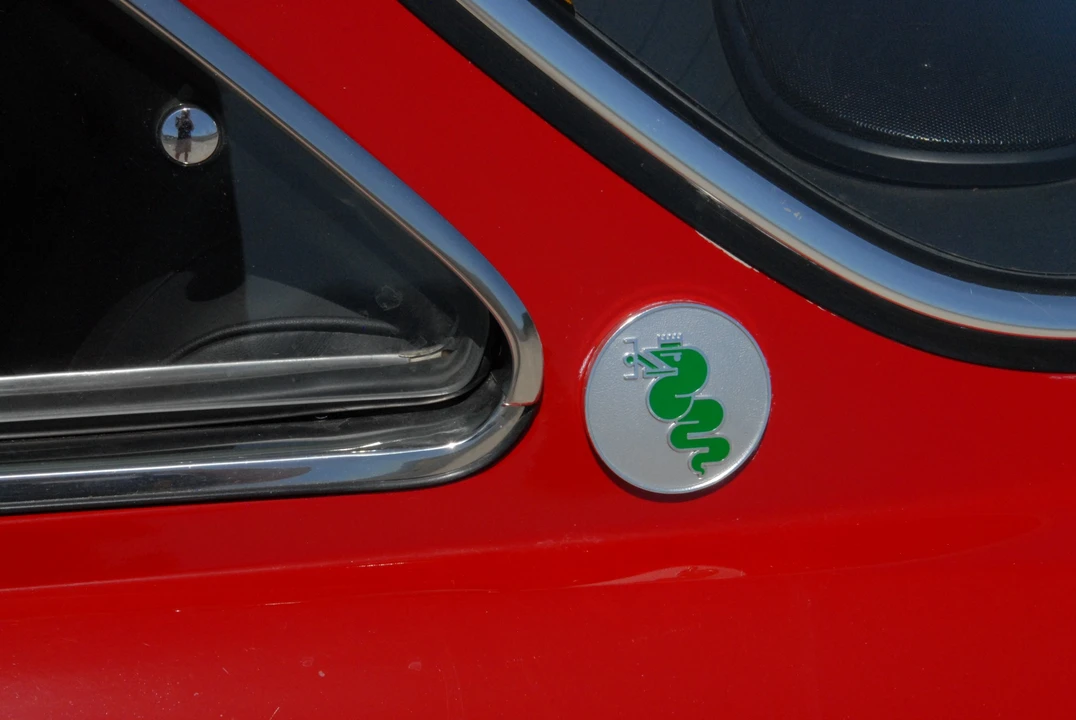 1974 Alfa Romeo 2000 GT Veloce - Image 30 of 31