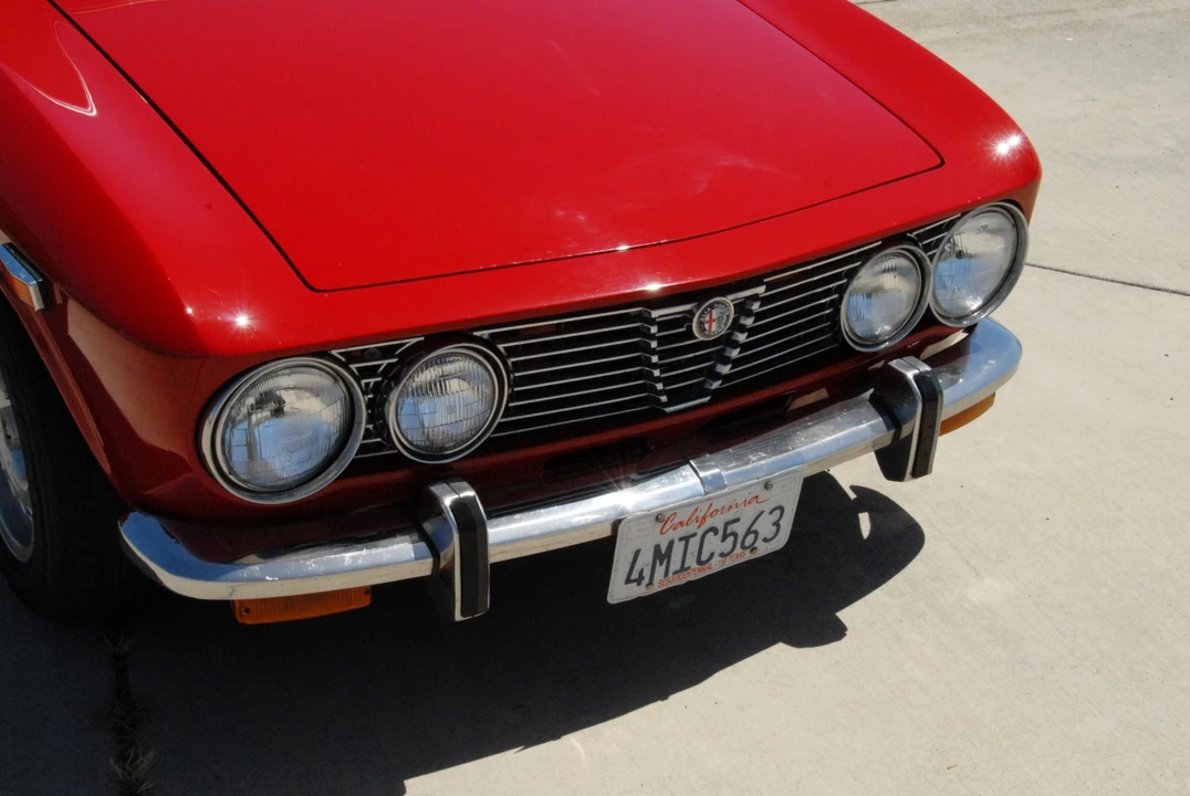 1974 Alfa Romeo 2000 GT Veloce - Image 28 of 31