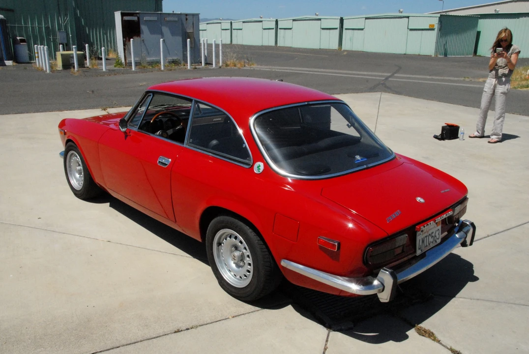 1974 Alfa Romeo 2000 GT Veloce - Image 21 of 31