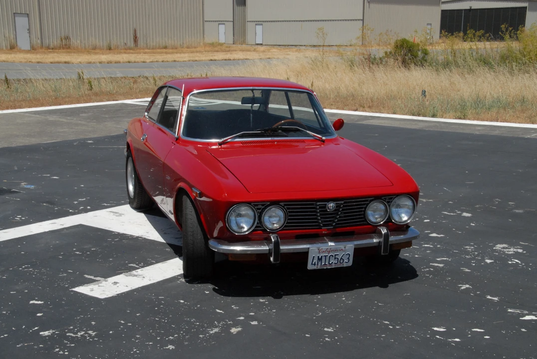 1974 Alfa Romeo 2000 GT Veloce - Image 7 of 31