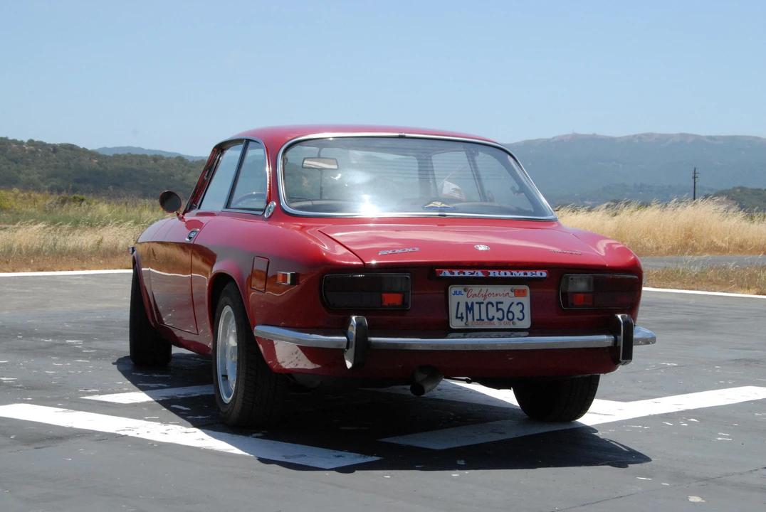 1974 Alfa Romeo 2000 GT Veloce - Image 19 of 31