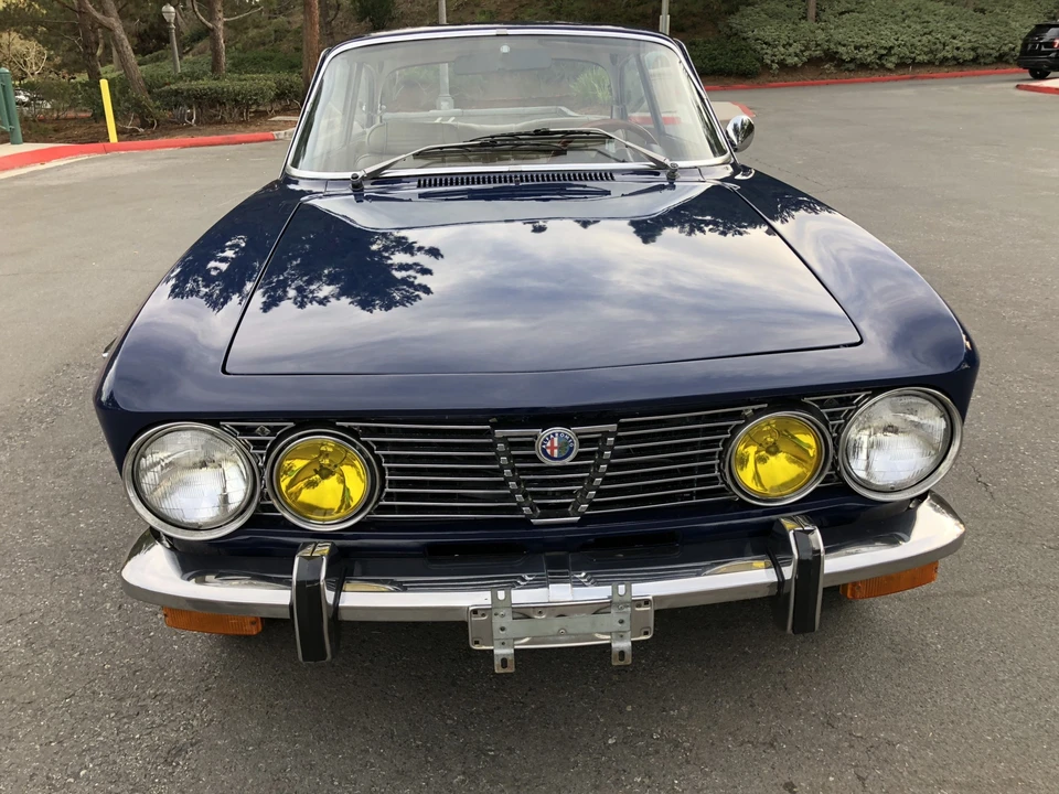 1974 Alfa Romeo 2000 GT Veloce - Image 2 of 31