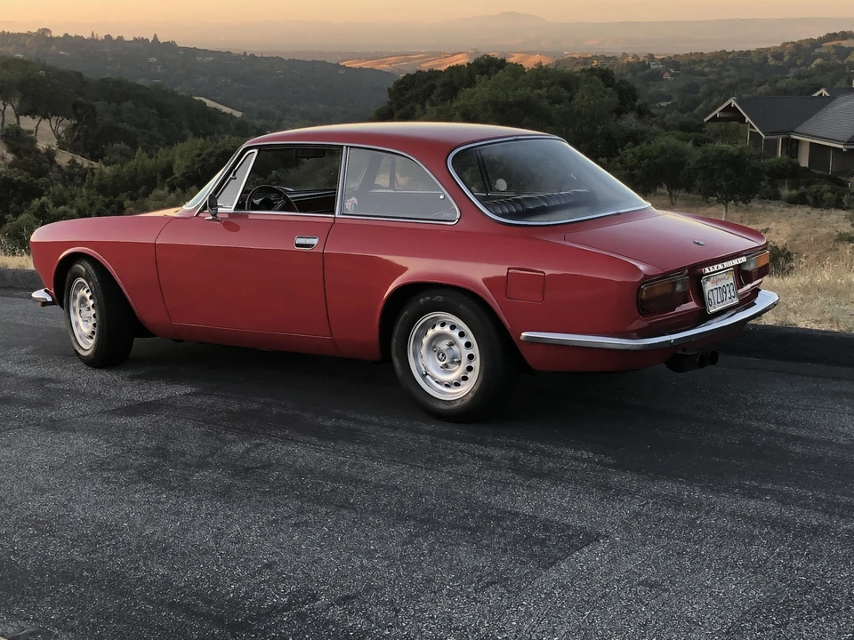 1974 Alfa Romeo 2000 GT Veloce - Image 18 of 31