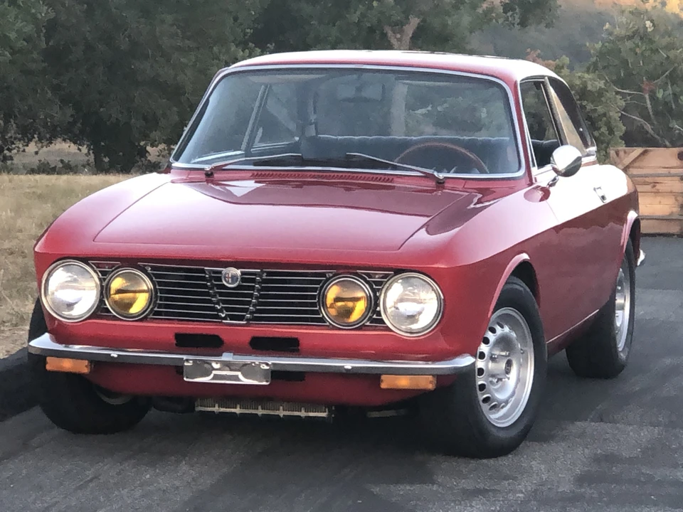 1974 Alfa Romeo 2000 GT Veloce - Image 9 of 31