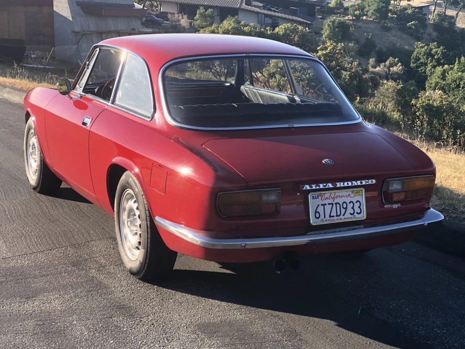 1974 Alfa Romeo 2000 GT Veloce - Image 26 of 31