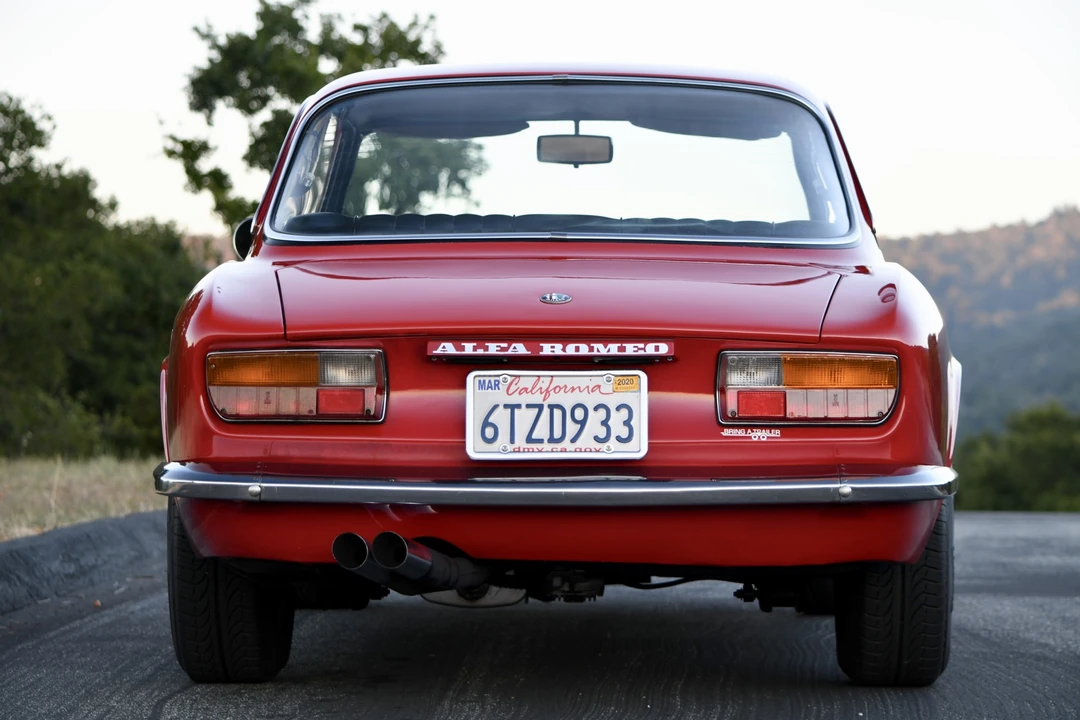 1974 Alfa Romeo 2000 GT Veloce - Image 29 of 31