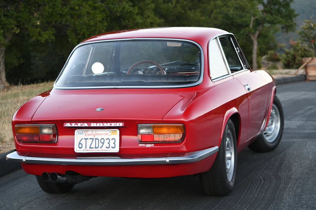 1974 Alfa Romeo 2000 GT Veloce - Image 30 of 31