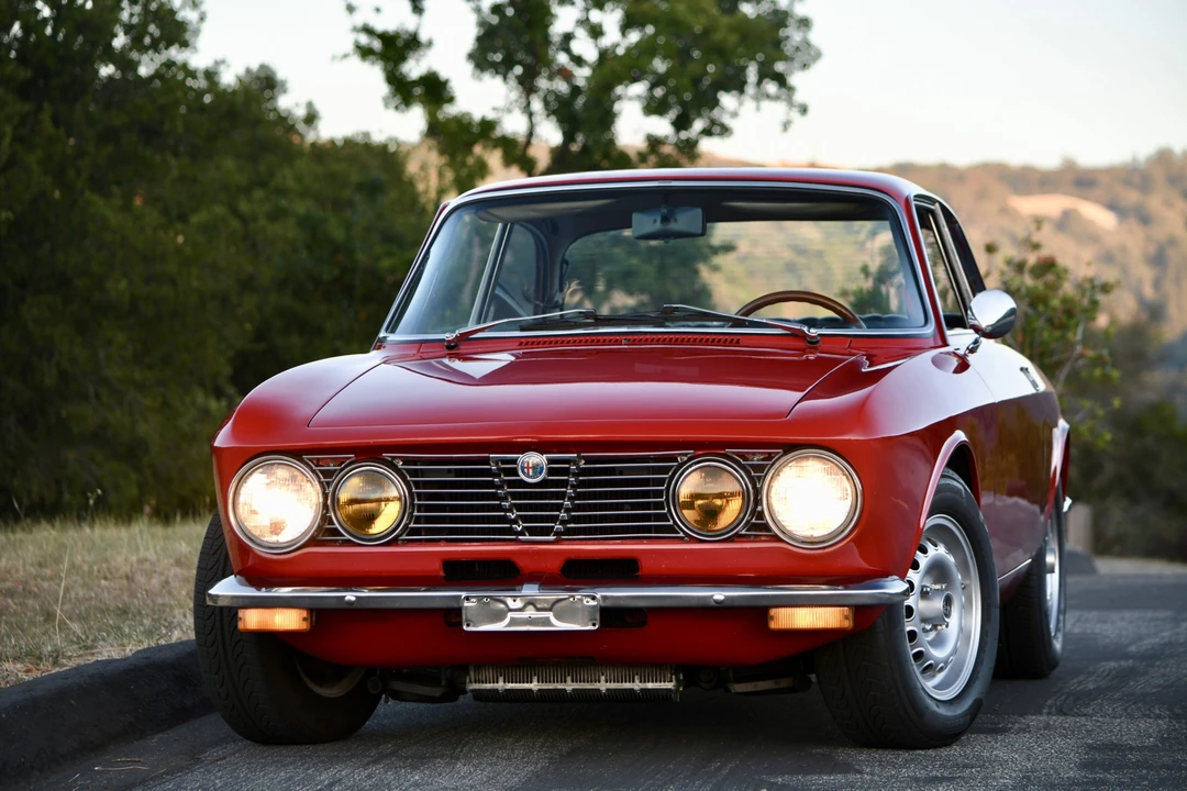 1974 Alfa Romeo 2000 GT Veloce - Image 6 of 31
