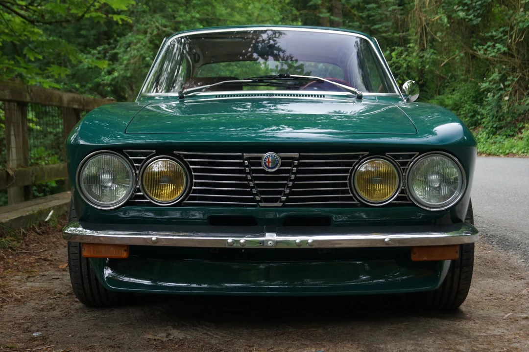 1974 Alfa Romeo 2000 GT Veloce - Image 11 of 31