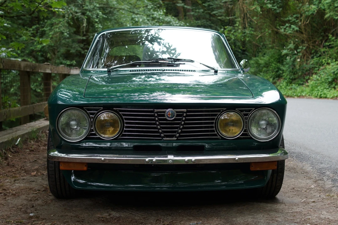 1974 Alfa Romeo 2000 GT Veloce - Image 10 of 31