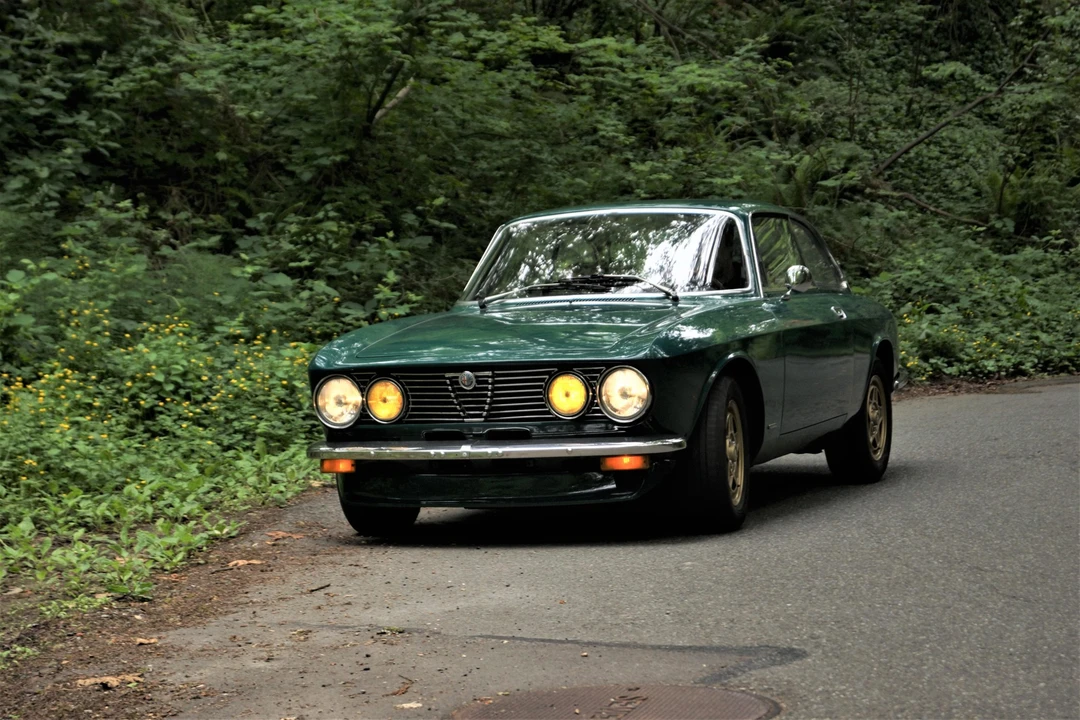 1974 Alfa Romeo 2000 GT Veloce - Image 14 of 31