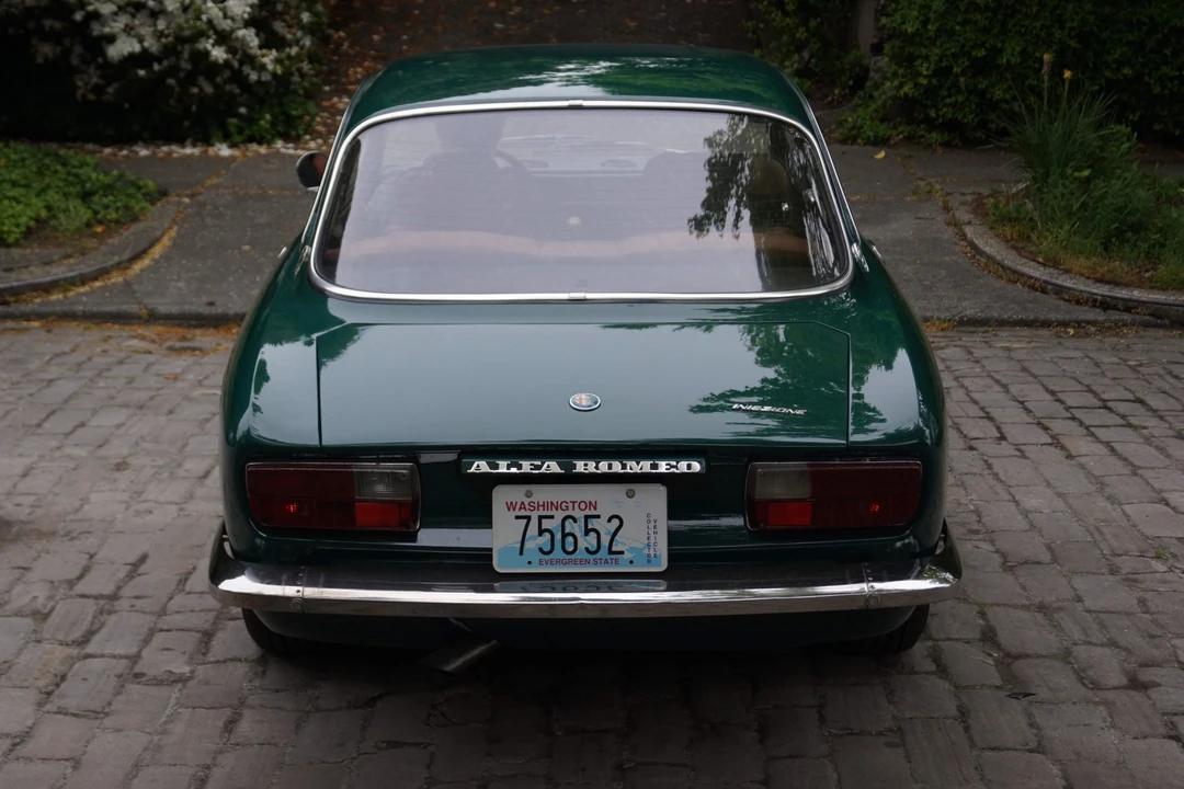 1974 Alfa Romeo 2000 GT Veloce - Image 9 of 31