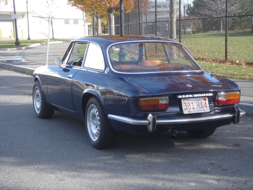 1974 Alfa Romeo 2000 GT Veloce - Image 3 of 31