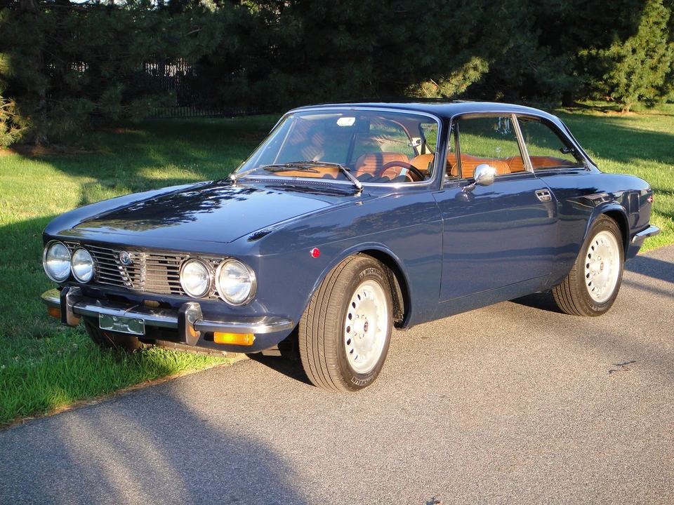 1974 Alfa Romeo 2000 GT Veloce - Image 2 of 31