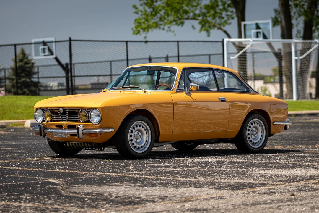 1974 Alfa Romeo 2000 GT Veloce - Image 2 of 31