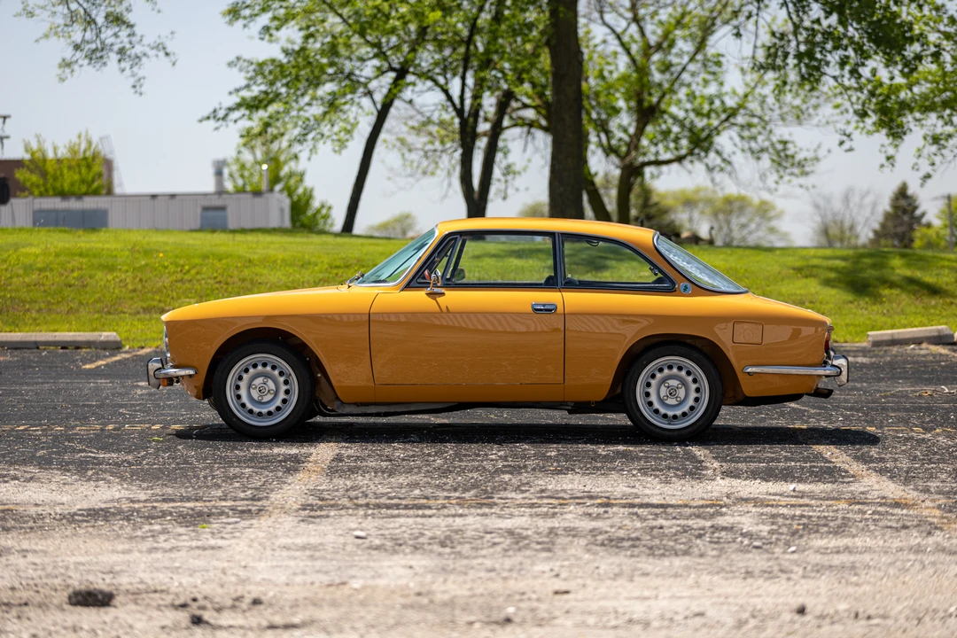 1974 Alfa Romeo 2000 GT Veloce - Image 8 of 31