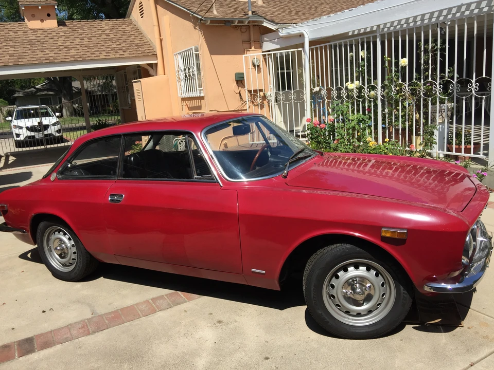 1974 Alfa Romeo 2000 GT Veloce - Image 24 of 31