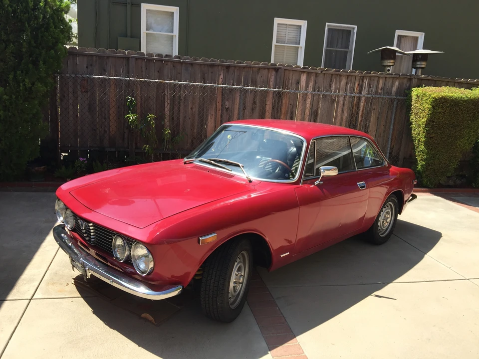 1974 Alfa Romeo 2000 GT Veloce - Image 4 of 31