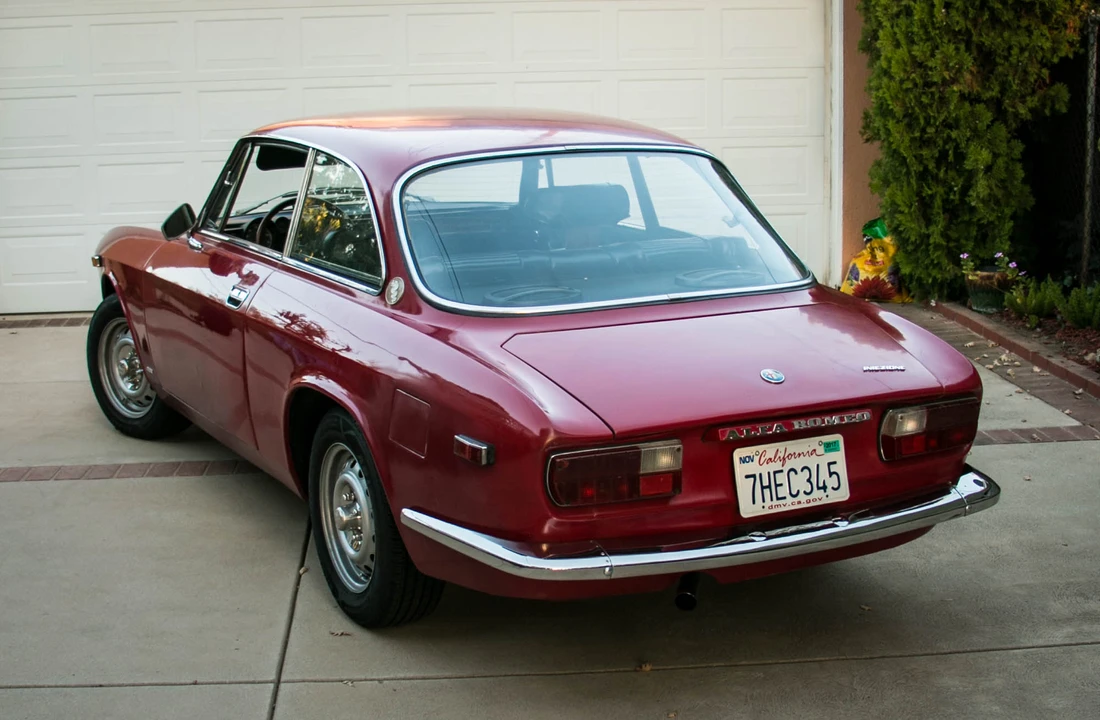 1974 Alfa Romeo 2000 GT Veloce - Image 2 of 31