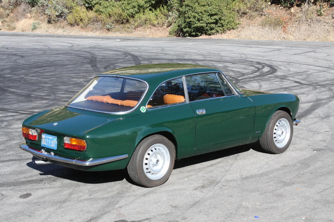 1974 Alfa Romeo 2000 GT Veloce - Image 4 of 31