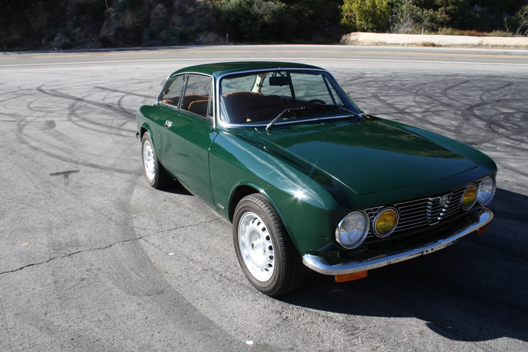 1974 Alfa Romeo 2000 GT Veloce - Image 3 of 31