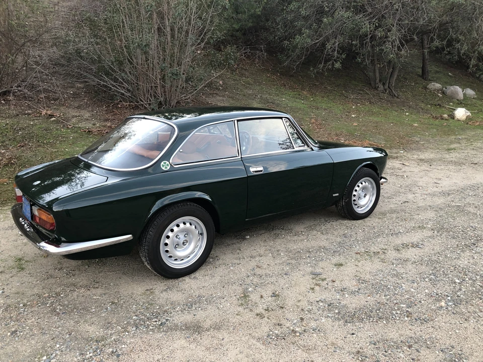 1974 Alfa Romeo 2000 GT Veloce - Image 15 of 31