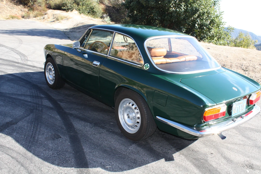 1974 Alfa Romeo 2000 GT Veloce - Image 8 of 31