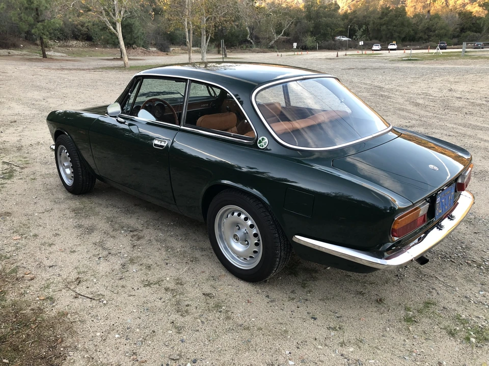 1974 Alfa Romeo 2000 GT Veloce - Image 17 of 31
