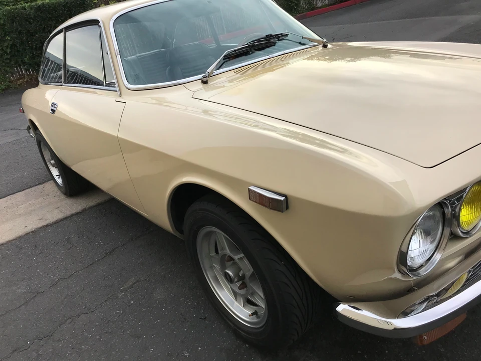 1974 Alfa Romeo 2000 GT Veloce - Image 19 of 31